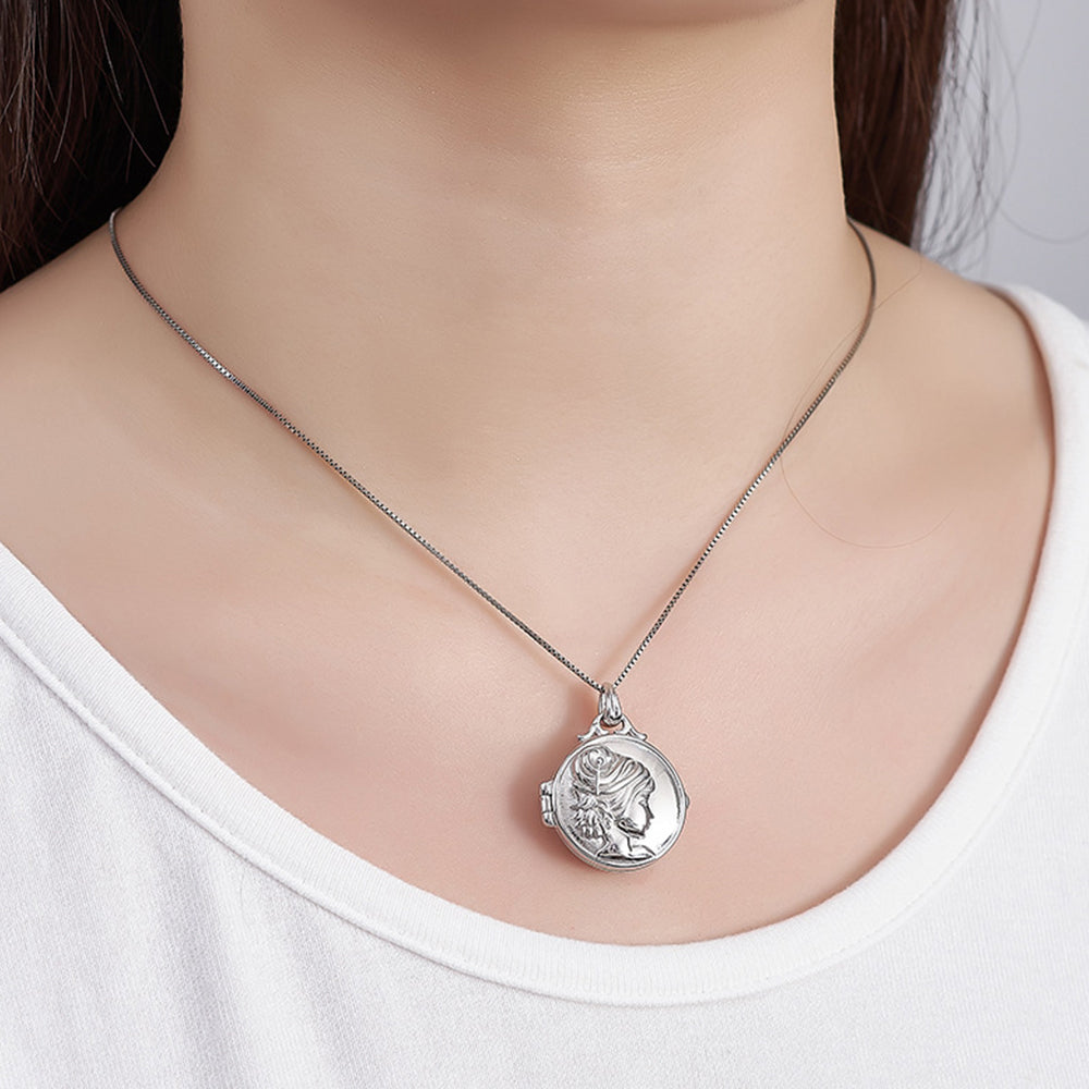 Personalisierte 925 Silber Runde Medaillon Kette mit Achtstraligem Stern und Griechischer Göttin Relief, Jahrestagsgeschenk für Sie